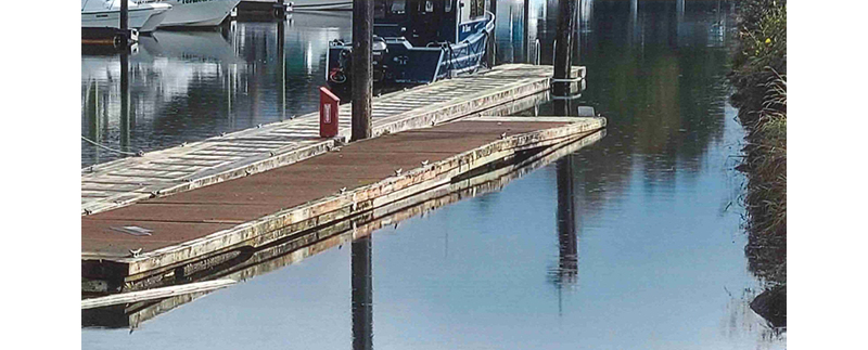 Port Alberni Port Authority puts 97′ concrete float up for sale