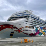 Bidding farewell to the Jade Rabbit and welcoming the Golden Dragon, international cruise ships arrive at Hualien Port!